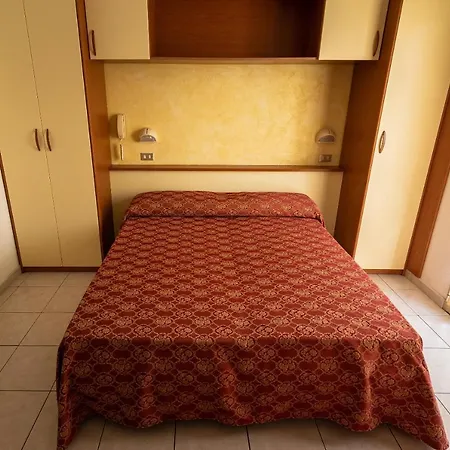 Hotel Zanella Cervia Esterno foto