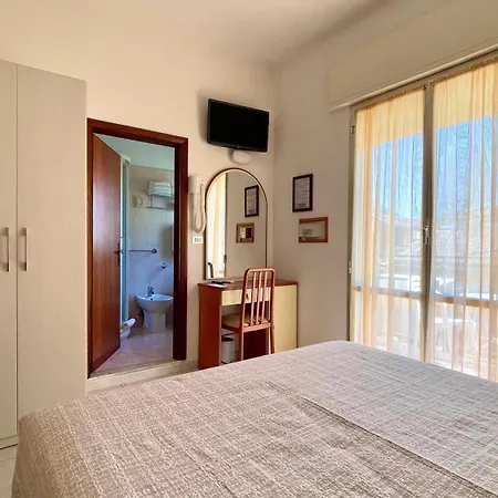 Hotel Zanella Cervia Esterno foto