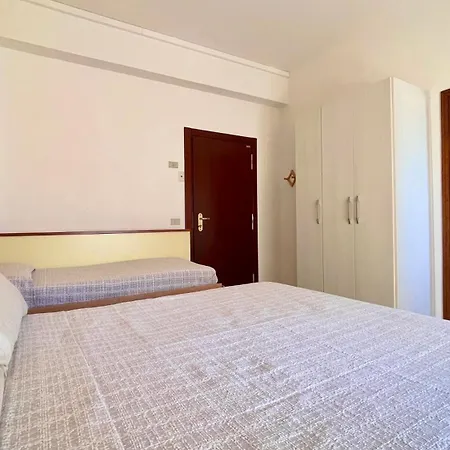 Hotel Zanella Cervia Esterno foto