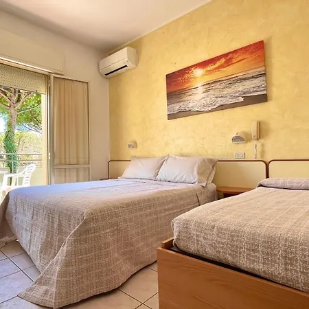 Hotel Zanella Cervia Esterno foto