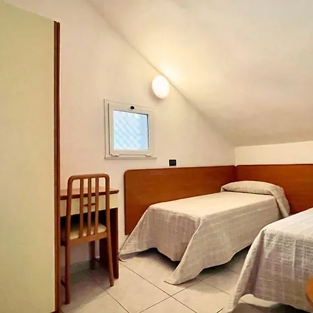 Hotel Zanella Cervia Esterno foto